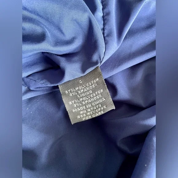 Taylor silk dress size 4, with a tie in the back of neck, mini dress - Picture 2 of 5